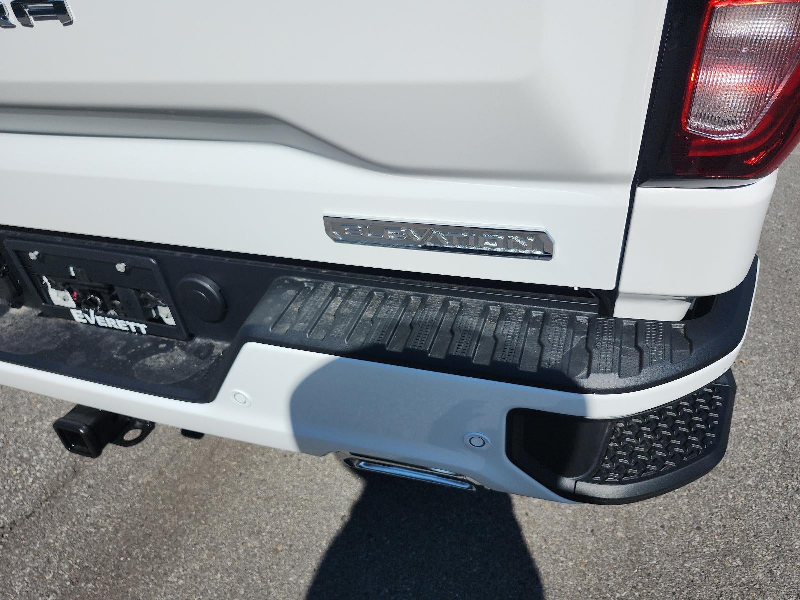 2026 GMC Sierra 1500 Crew Cab Short Box 4-Wheel Drive Elevation 3SB