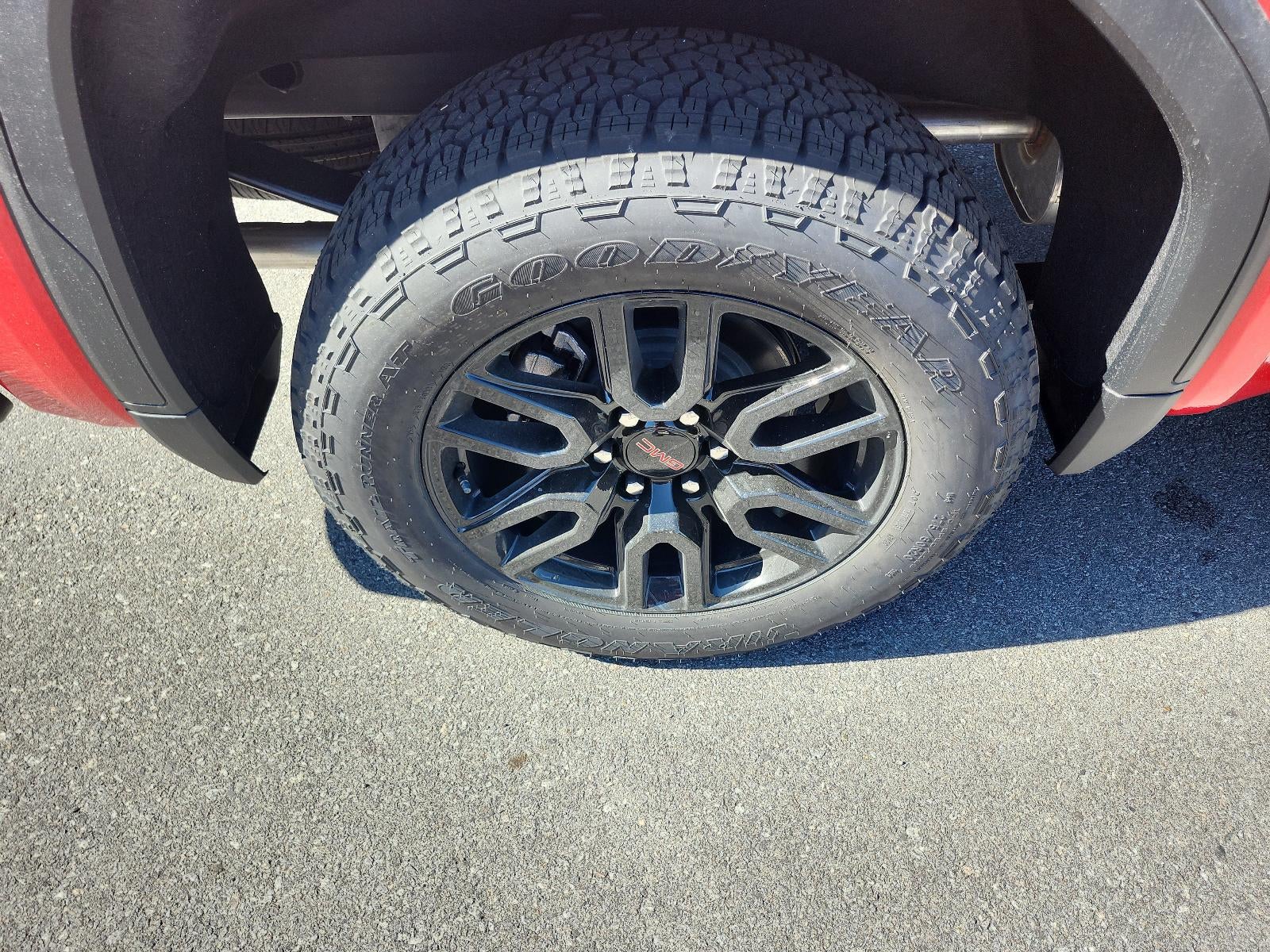 2026 GMC Sierra 1500 Crew Cab Short Box 4-Wheel Drive Elevation 3SB