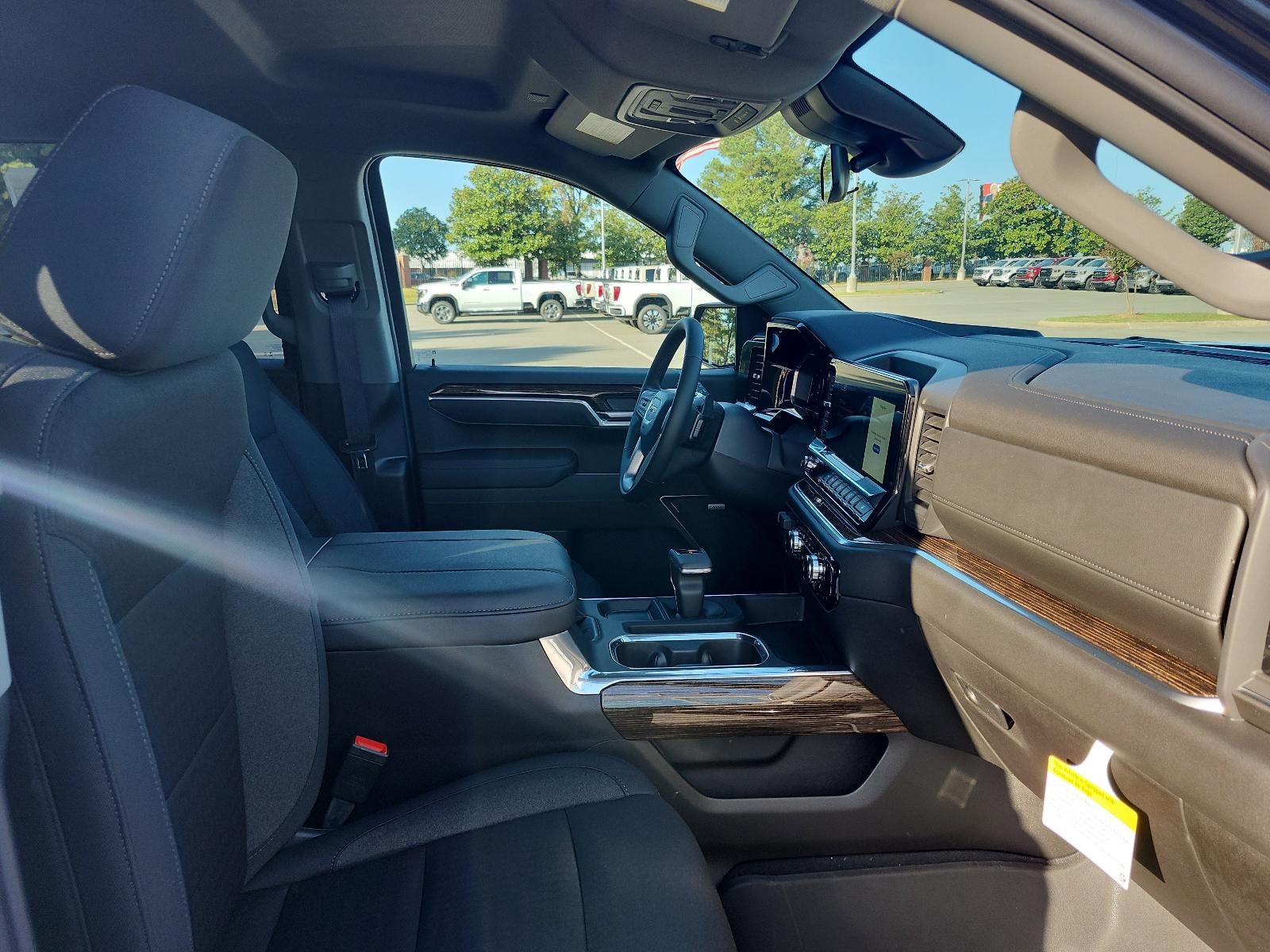 2026 GMC Sierra 1500 Crew Cab Short Box 4-Wheel Drive Elevation 3SB