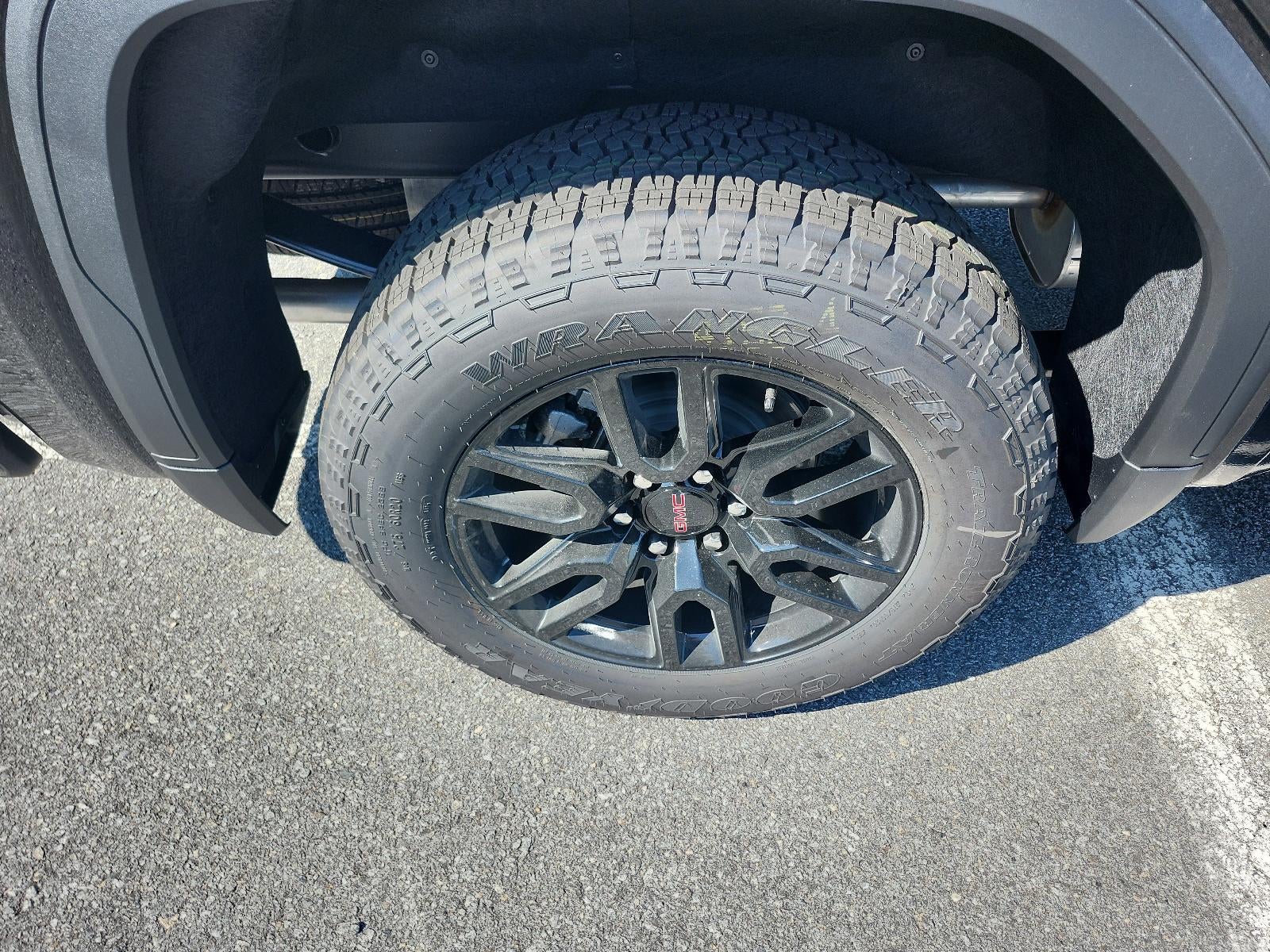 2026 GMC Sierra 1500 Crew Cab Short Box 4-Wheel Drive Elevation 3SB