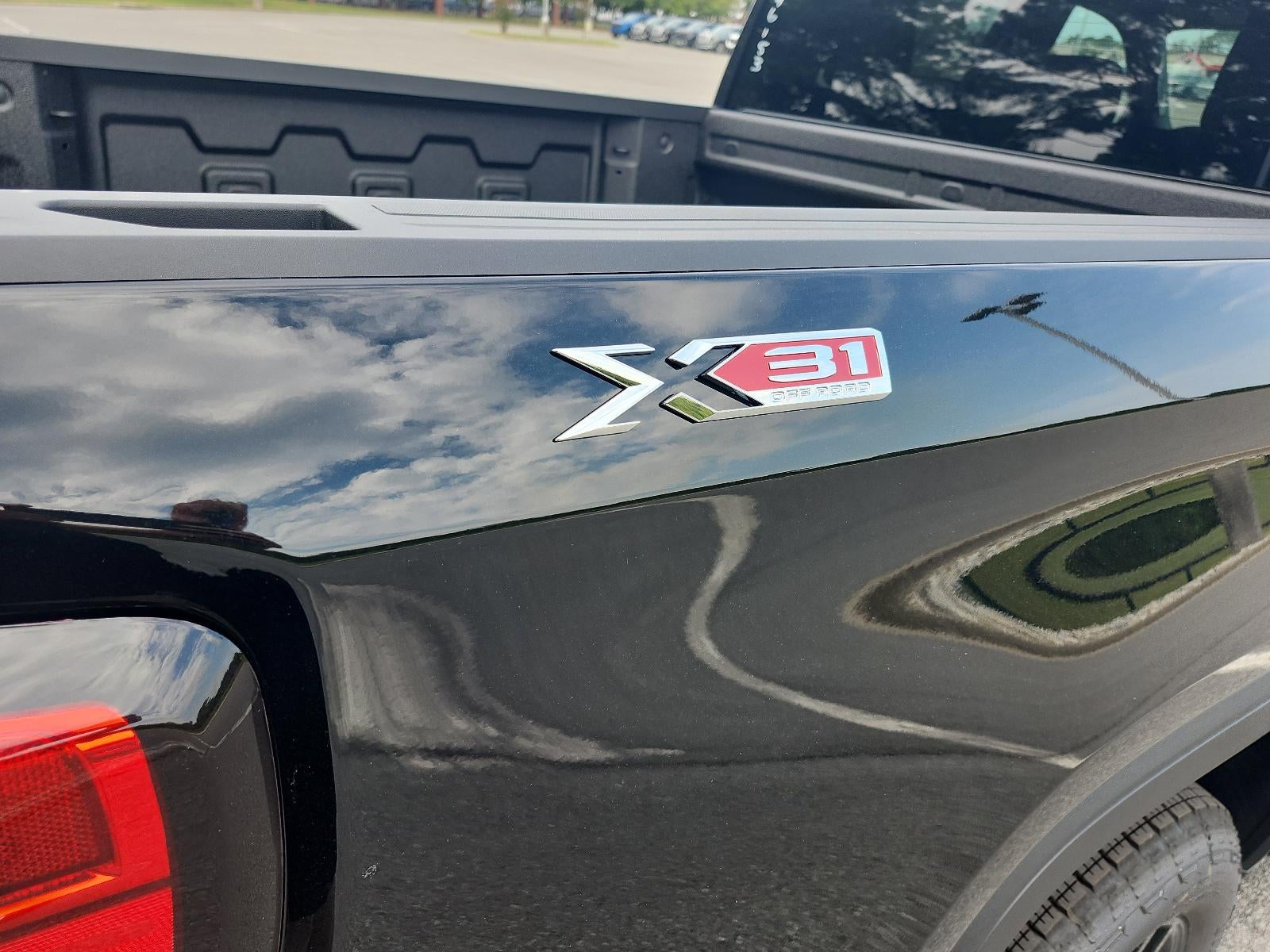 2026 GMC Sierra 1500 Crew Cab Short Box 4-Wheel Drive Elevation 3SB