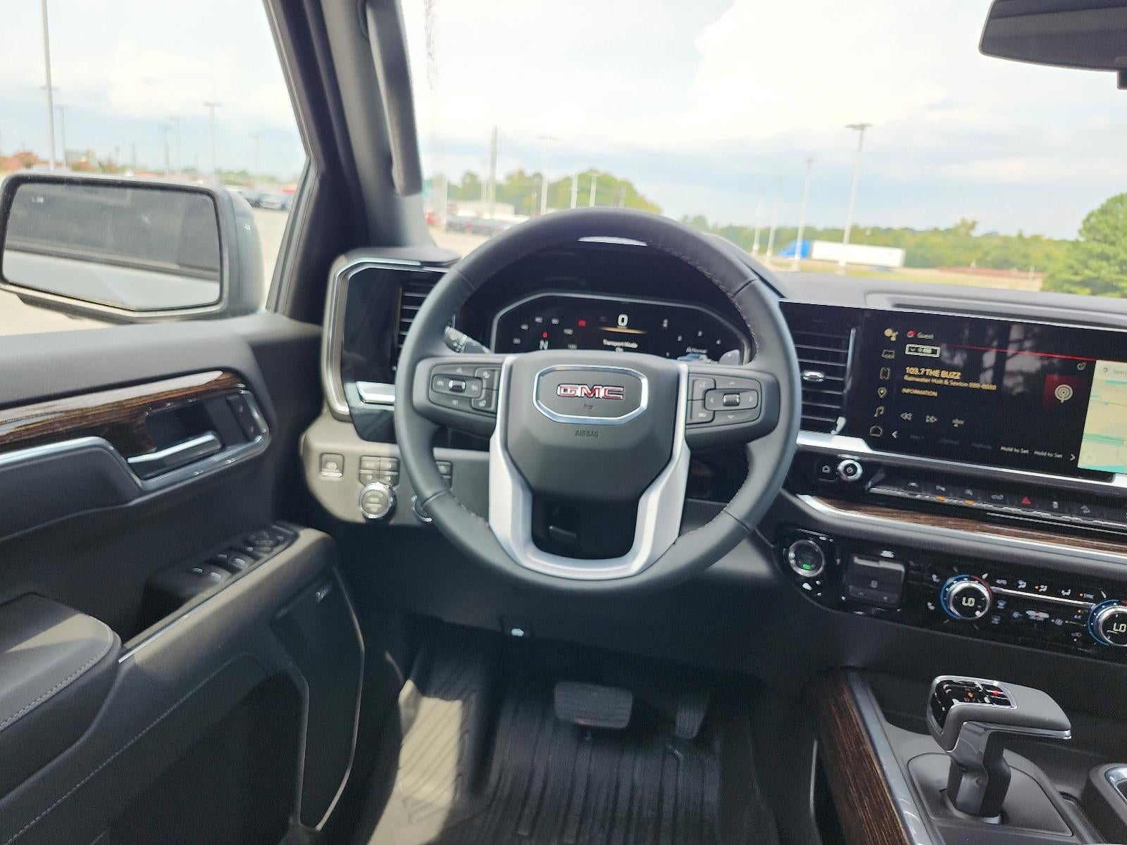 2026 GMC Sierra 1500 Crew Cab Short Box 4-Wheel Drive Elevation 3SB