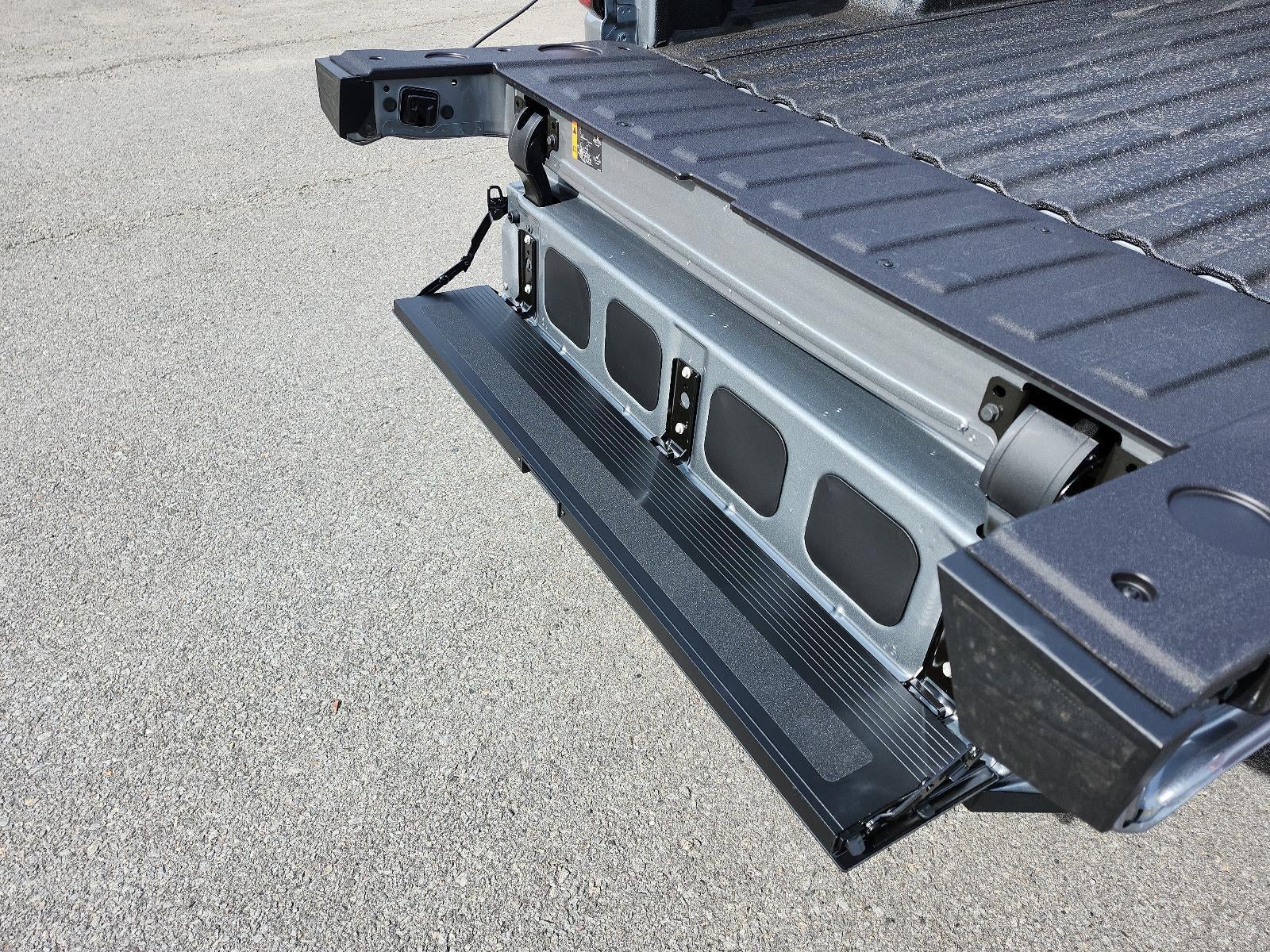 2026 GMC Sierra 1500 Crew Cab Short Box 4-Wheel Drive Elevation 3SB