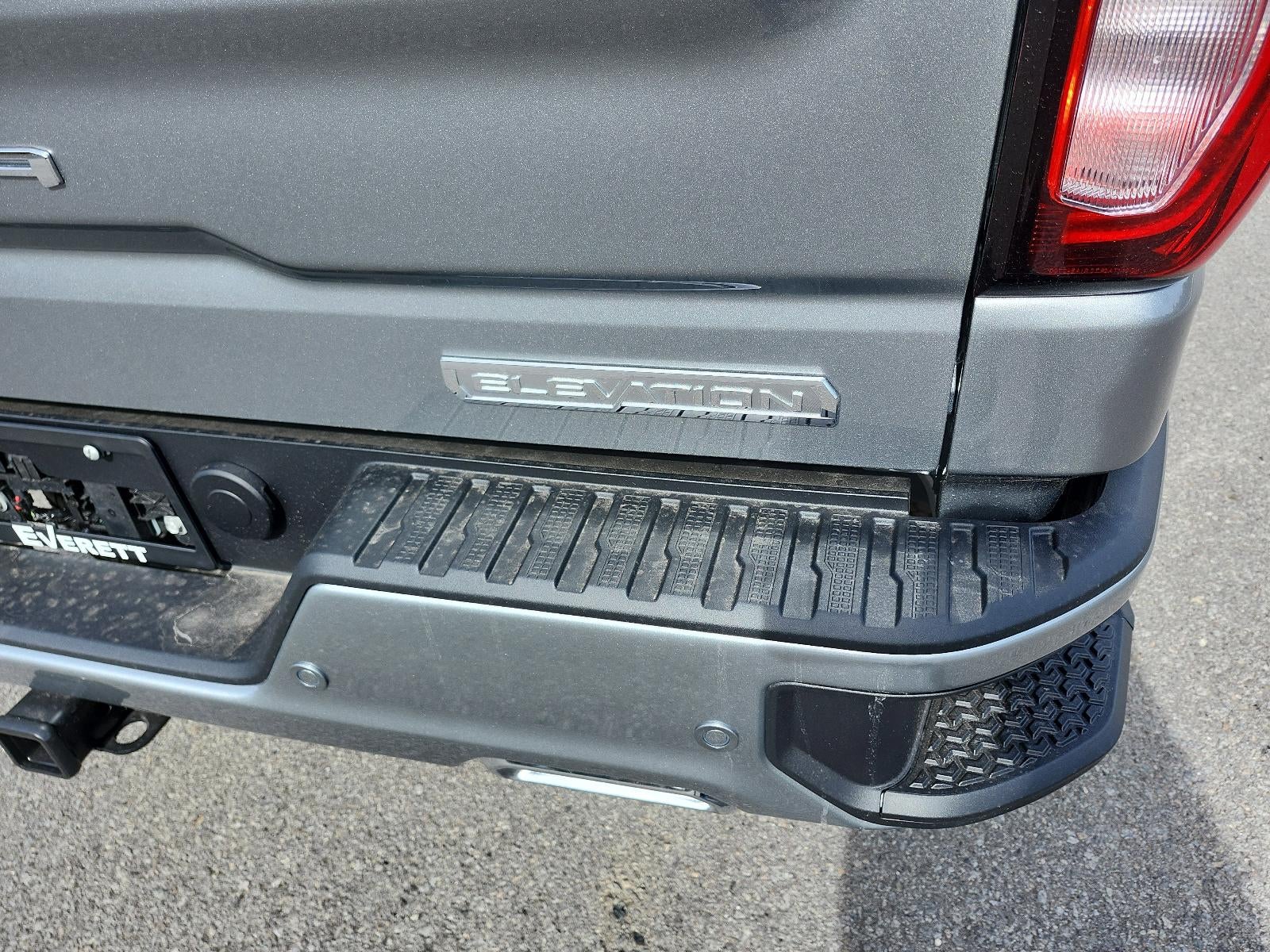 2026 GMC Sierra 1500 Crew Cab Short Box 4-Wheel Drive Elevation 3SB