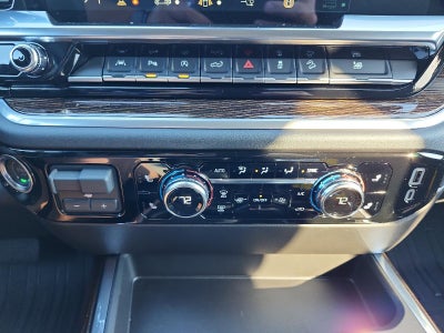 2026 GMC Sierra 1500 Crew Cab Short Box 4-Wheel Drive Elevation 3SB