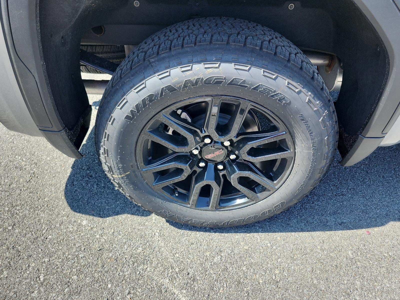 2026 GMC Sierra 1500 Crew Cab Short Box 4-Wheel Drive Elevation 3SB