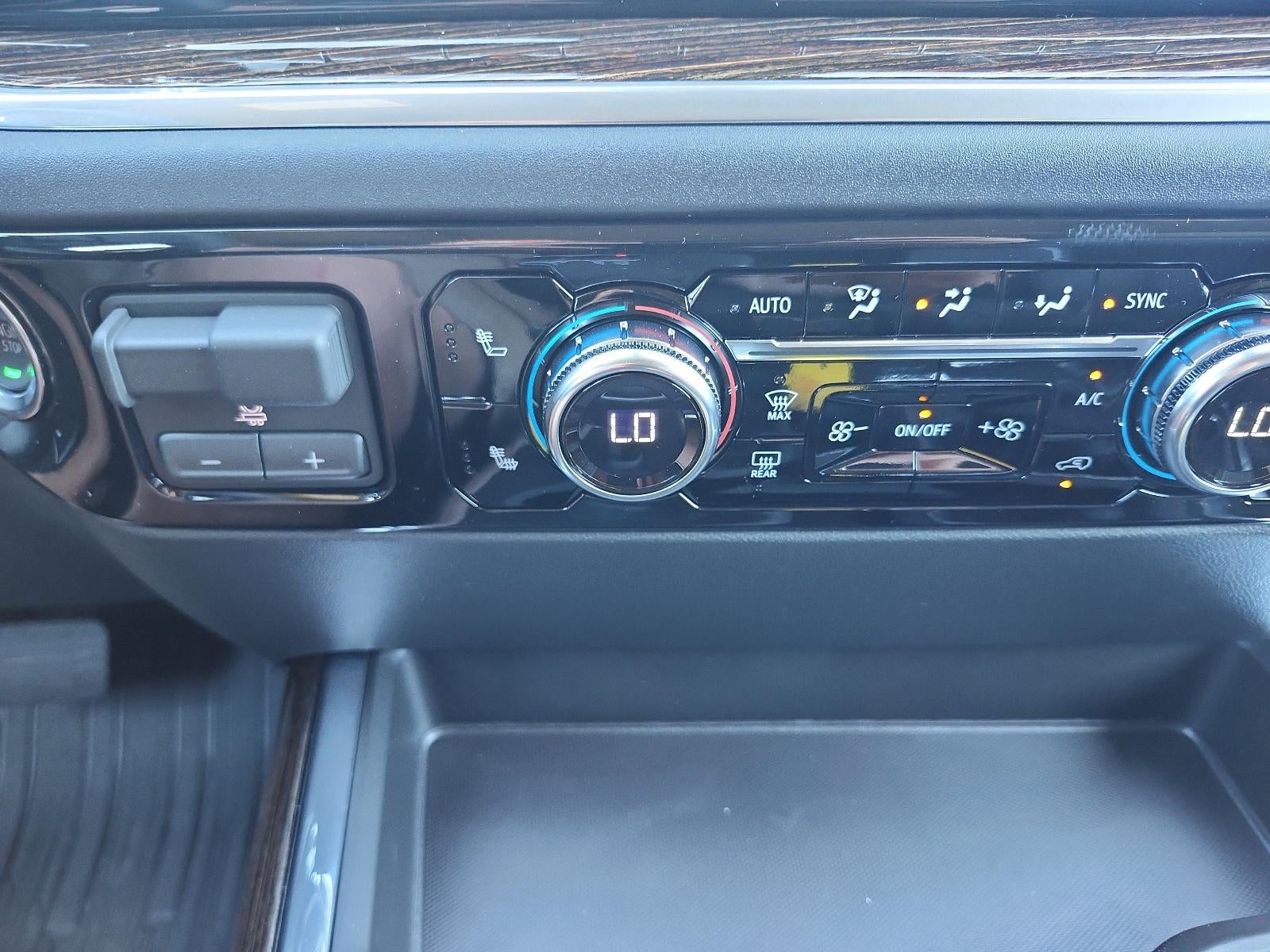 2026 GMC Sierra 1500 Crew Cab Short Box 4-Wheel Drive Elevation 3SB