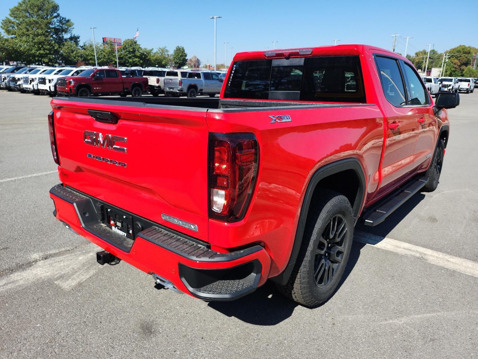 2026 GMC Sierra 1500 Crew Cab Short Box 4-Wheel Drive Elevation 3SB