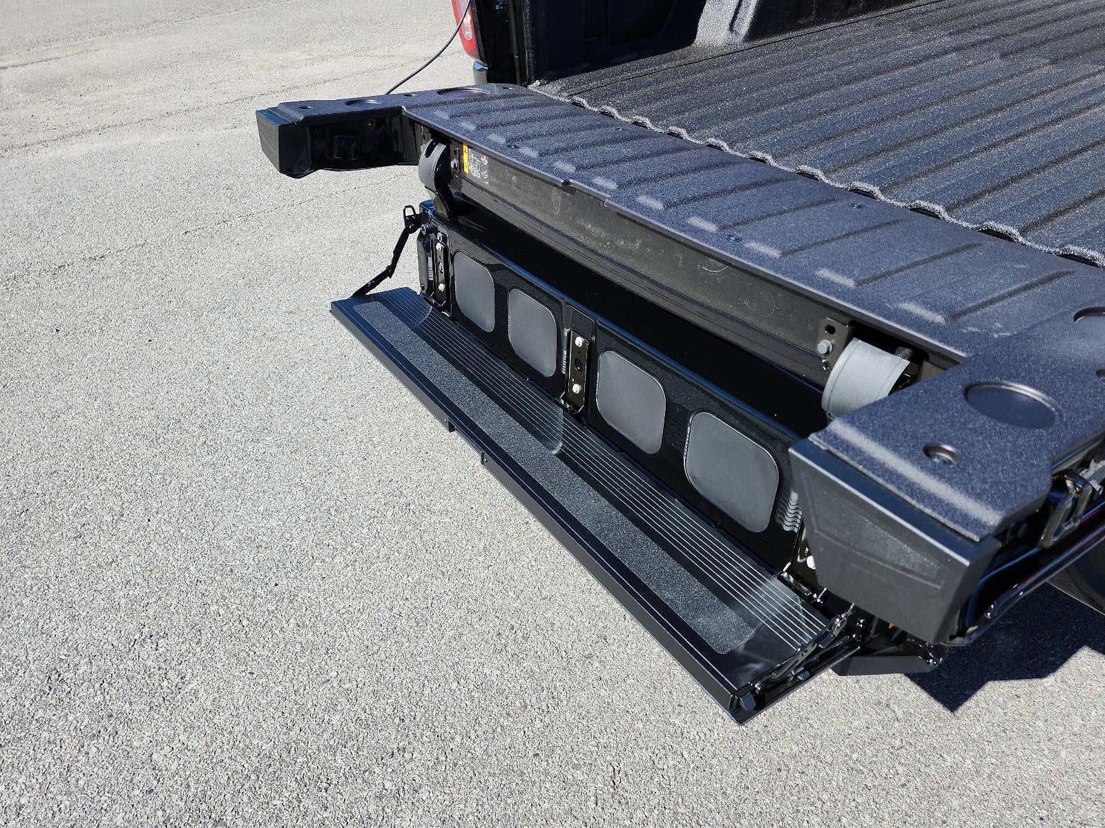 2026 GMC Sierra 1500 Crew Cab Short Box 4-Wheel Drive Elevation 3SB