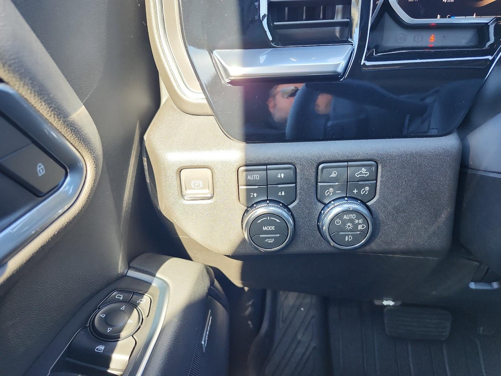 2026 GMC Sierra 1500 Crew Cab Short Box 4-Wheel Drive Elevation 3SB