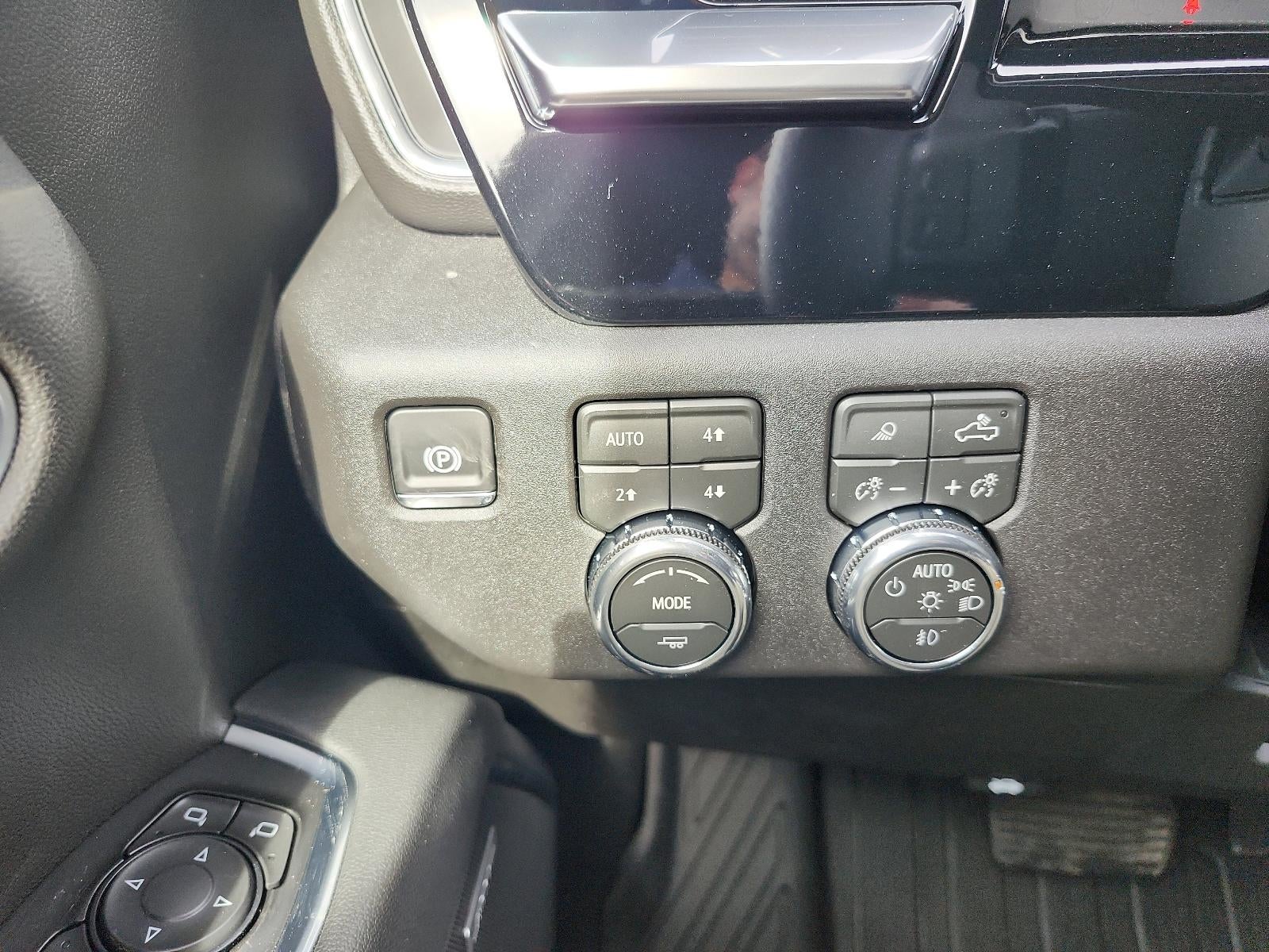 2026 GMC Sierra 1500 Crew Cab Short Box 4-Wheel Drive Elevation 3SB