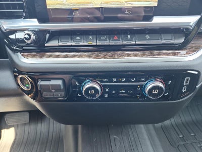 2026 GMC Sierra 1500 Crew Cab Short Box 4-Wheel Drive Elevation 3SB