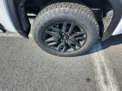 2026 GMC Sierra 1500 Crew Cab Short Box 4-Wheel Drive Elevation 3SB