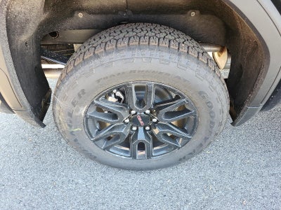 2026 GMC Sierra 1500 Crew Cab Short Box 4-Wheel Drive Elevation 3SB