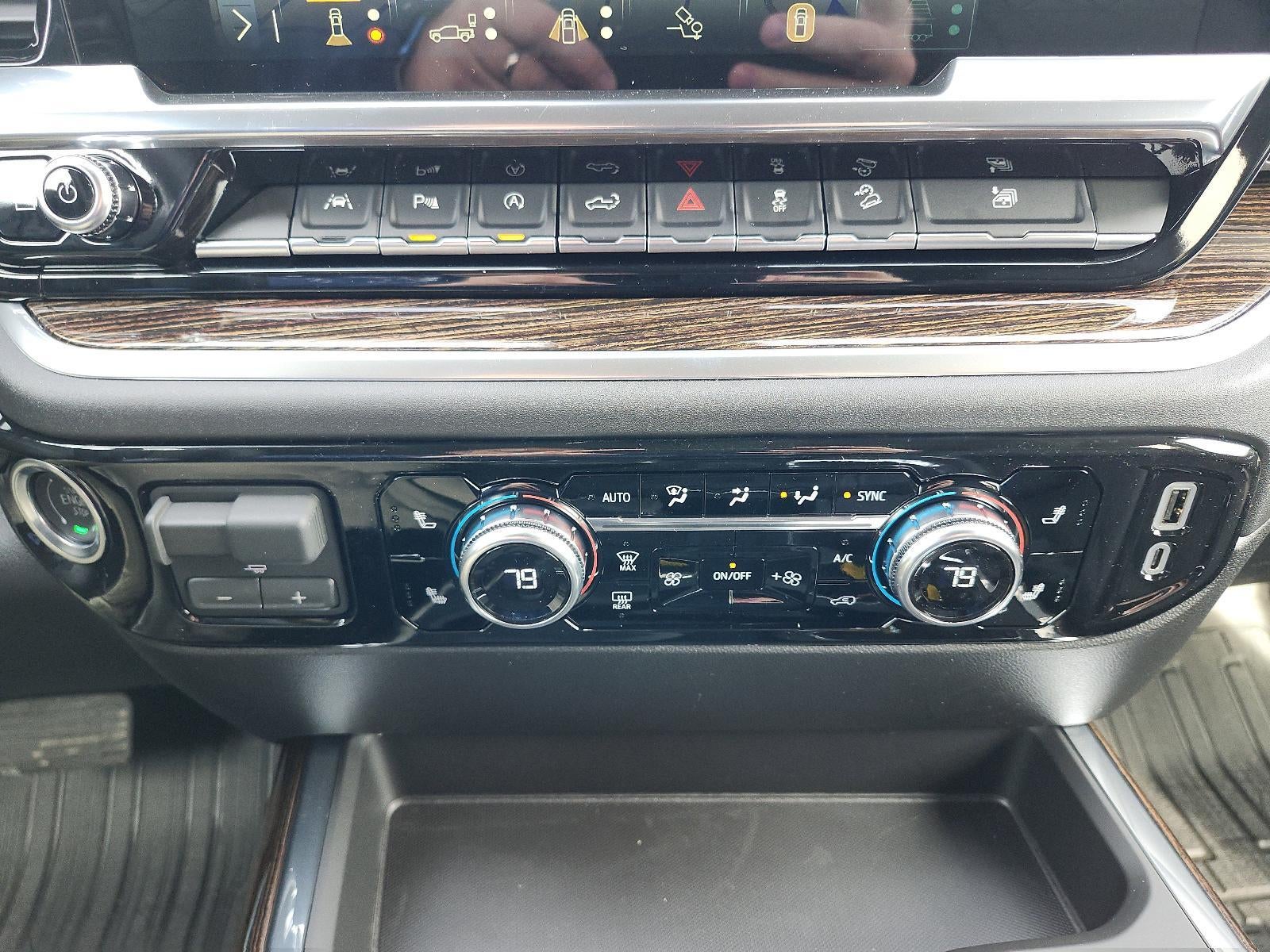 2026 GMC Sierra 1500 Crew Cab Short Box 4-Wheel Drive Elevation 3SB