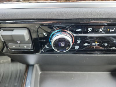 2026 GMC Sierra 1500 Crew Cab Short Box 4-Wheel Drive Elevation 3SB