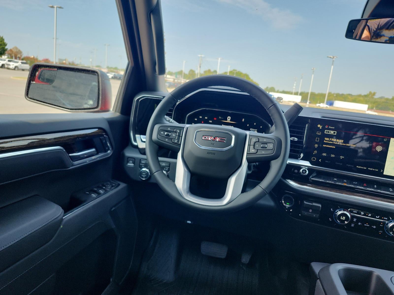 2026 GMC Sierra 1500 Crew Cab Short Box 4-Wheel Drive Elevation 3SB