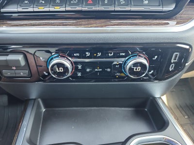 2026 GMC Sierra 1500 Crew Cab Short Box 4-Wheel Drive Elevation 3SB
