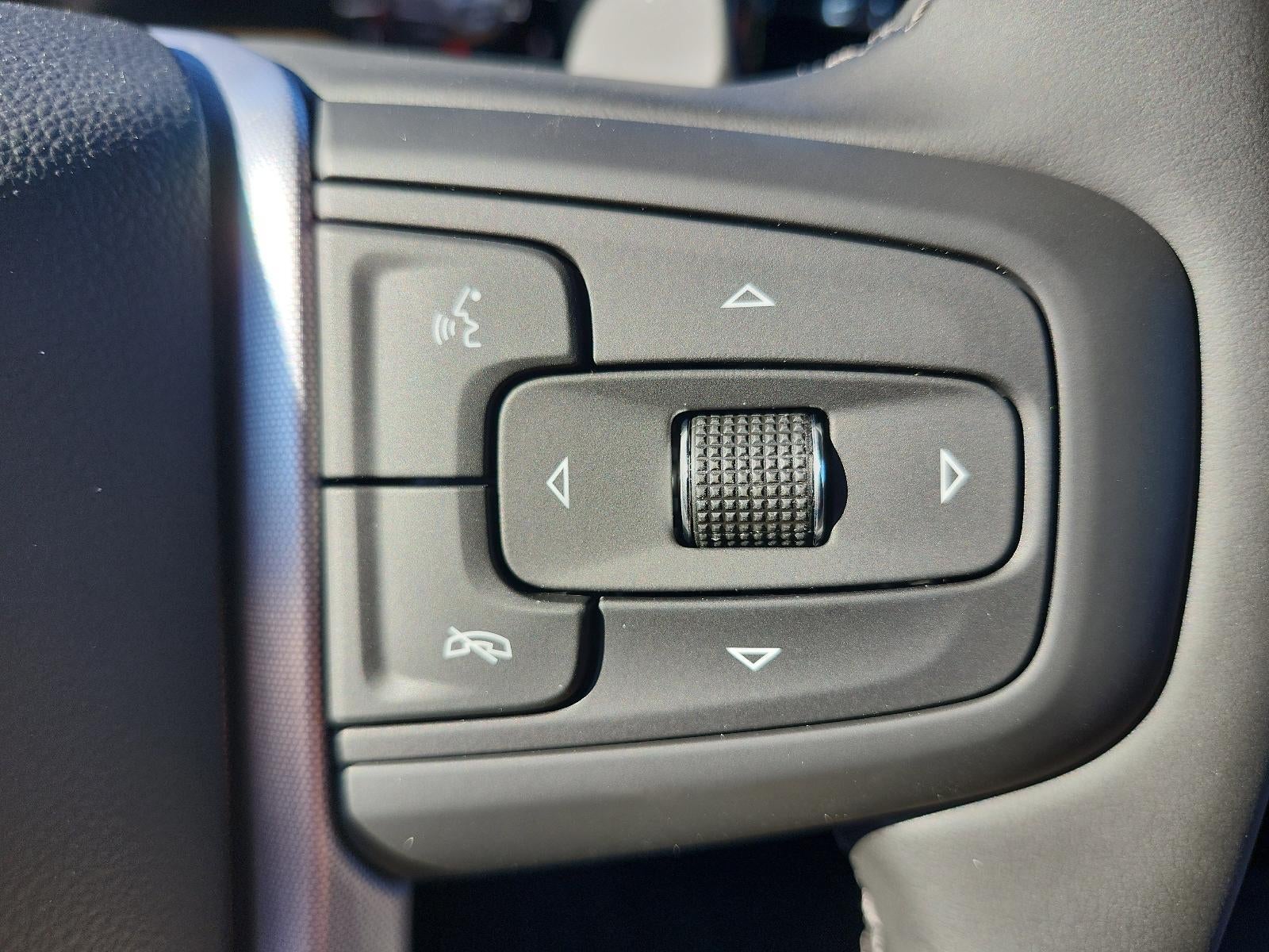 2026 GMC Sierra 1500 Crew Cab Short Box 4-Wheel Drive Elevation 3SB