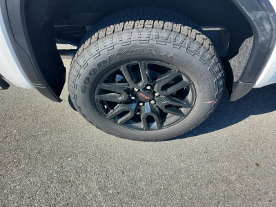 2026 GMC Sierra 1500 Crew Cab Short Box 4-Wheel Drive Elevation 3SB