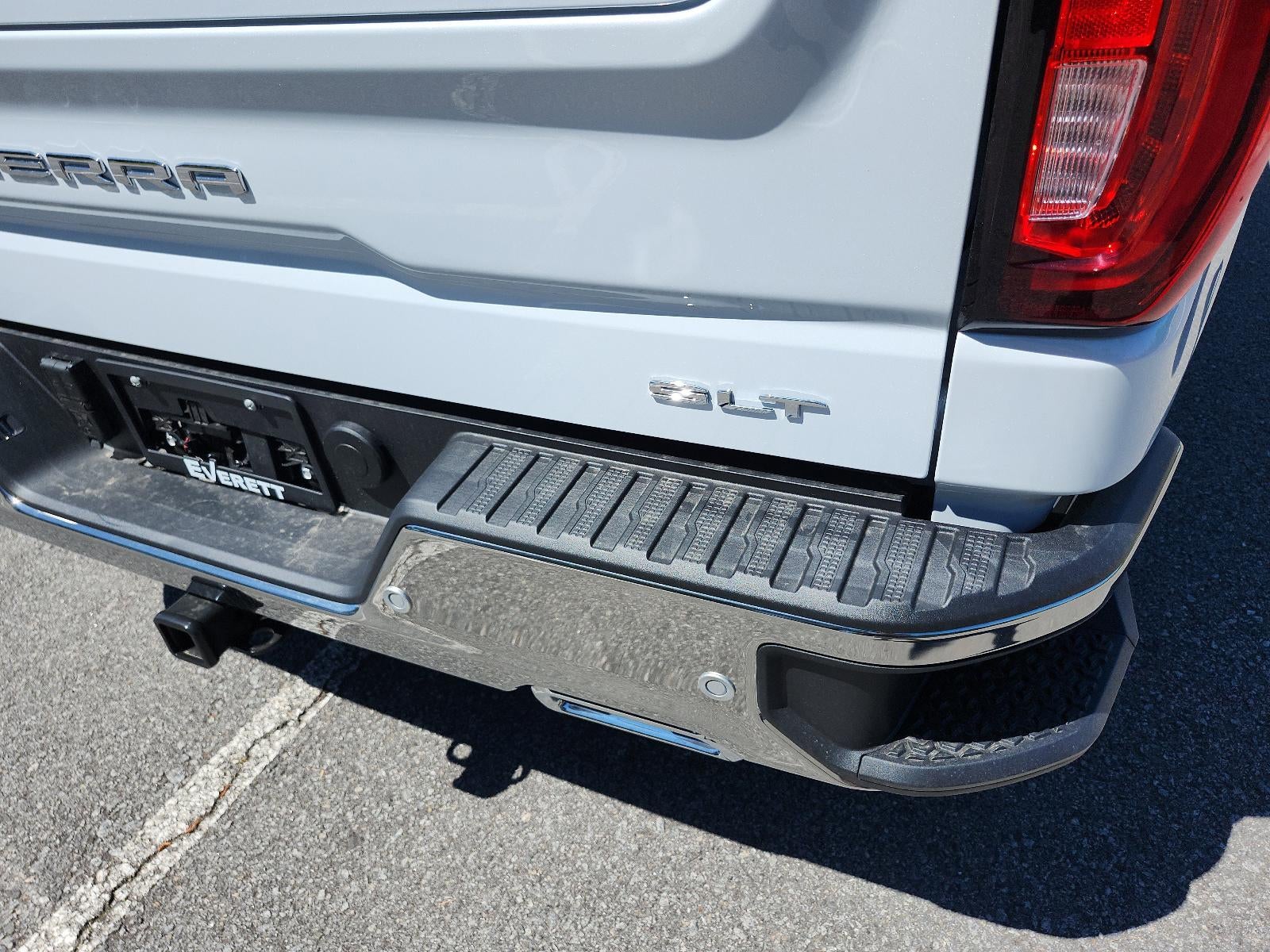 2026 GMC Sierra 1500 Crew Cab Short Box 4-Wheel Drive SLT