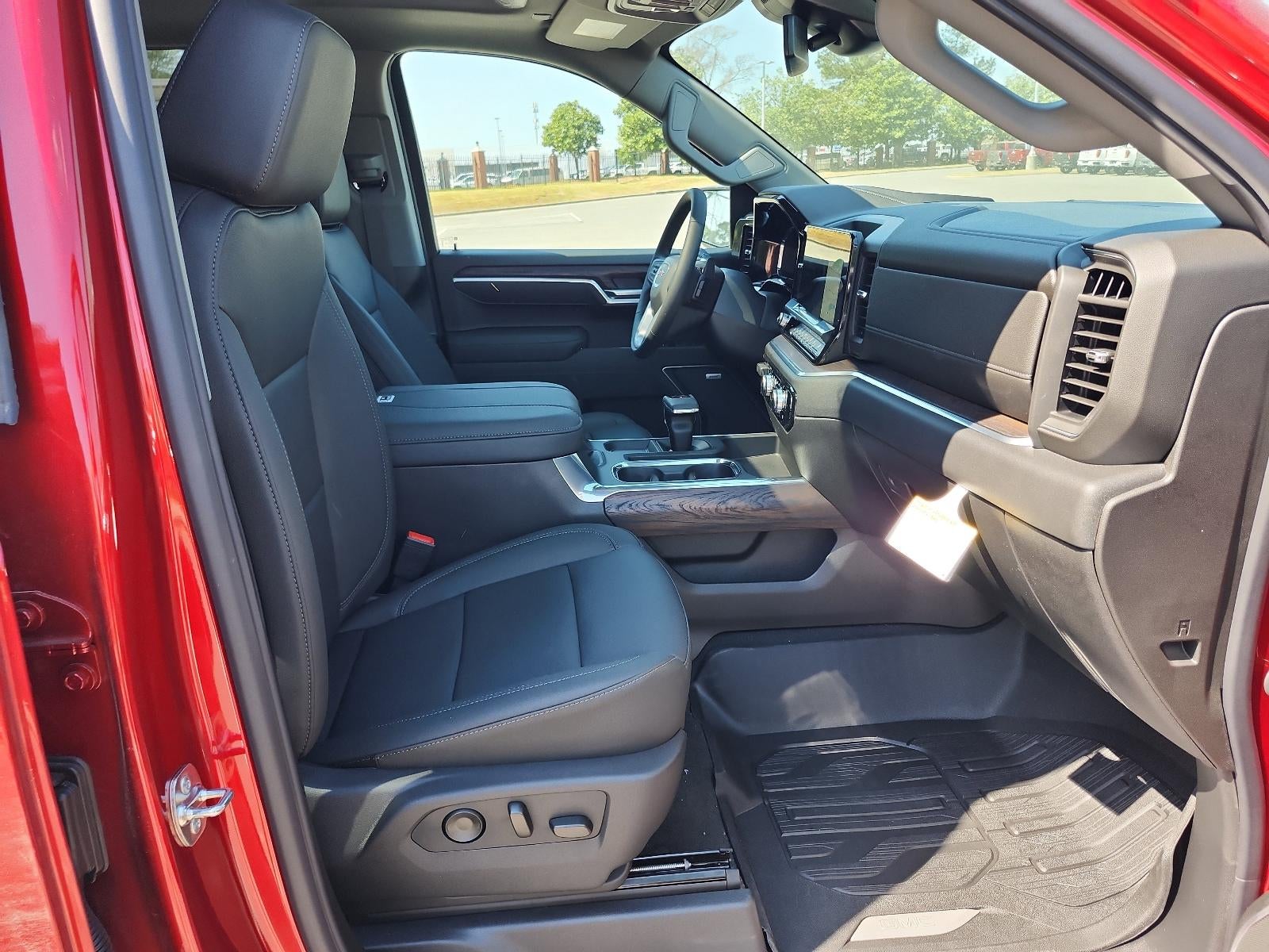 2026 GMC Sierra 1500 Crew Cab Short Box 4-Wheel Drive SLT