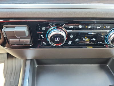 2026 GMC Sierra 1500 Crew Cab Short Box 4-Wheel Drive SLT