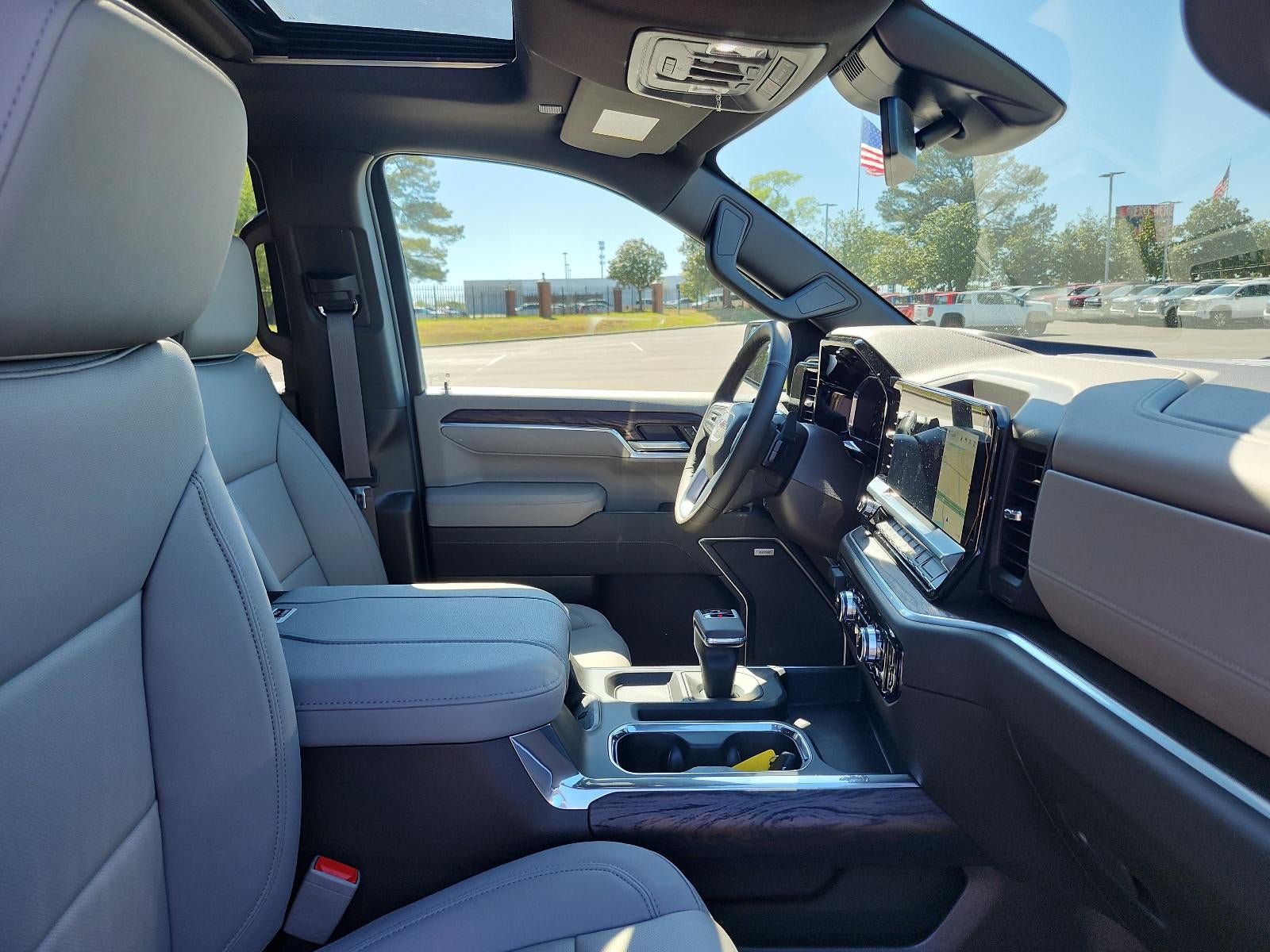 2026 GMC Sierra 1500 Crew Cab Short Box 4-Wheel Drive SLT