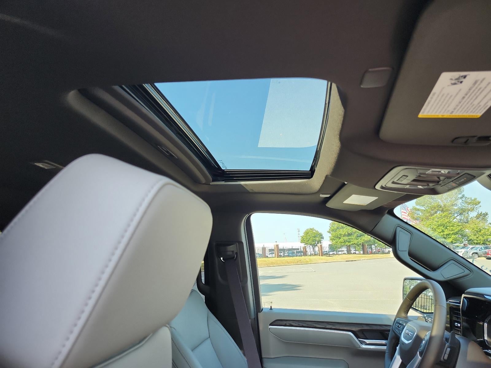 2026 GMC Sierra 1500 Crew Cab Short Box 4-Wheel Drive SLT