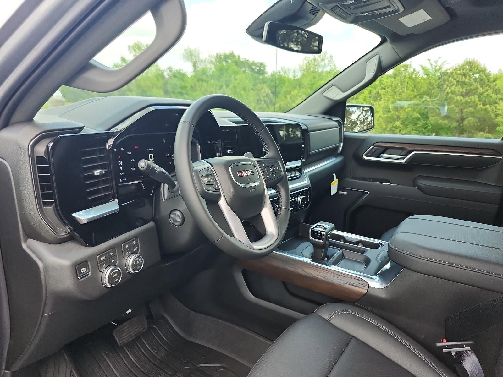2026 GMC Sierra 1500 Crew Cab Short Box 4-Wheel Drive SLT