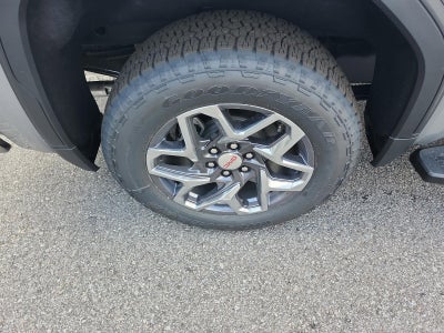 2026 GMC Sierra 1500 Crew Cab Short Box 4-Wheel Drive SLT