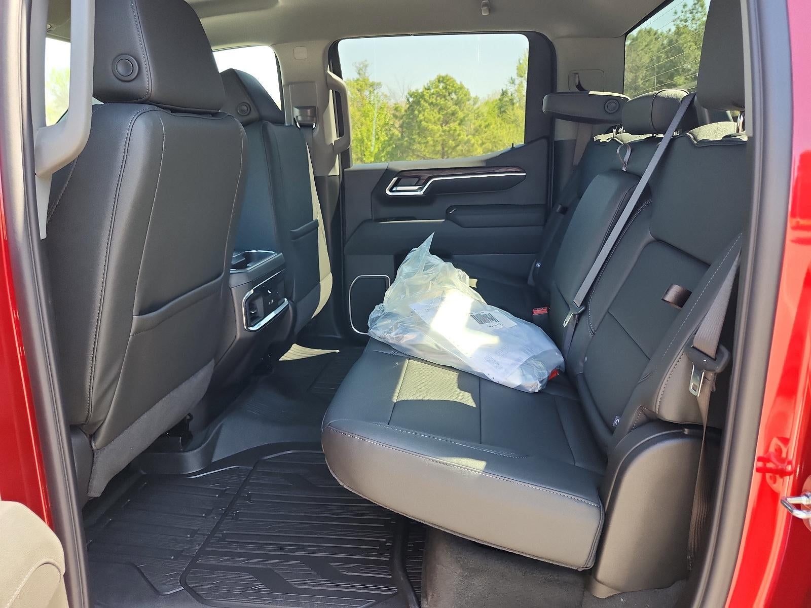 2026 GMC Sierra 1500 Crew Cab Short Box 4-Wheel Drive SLT