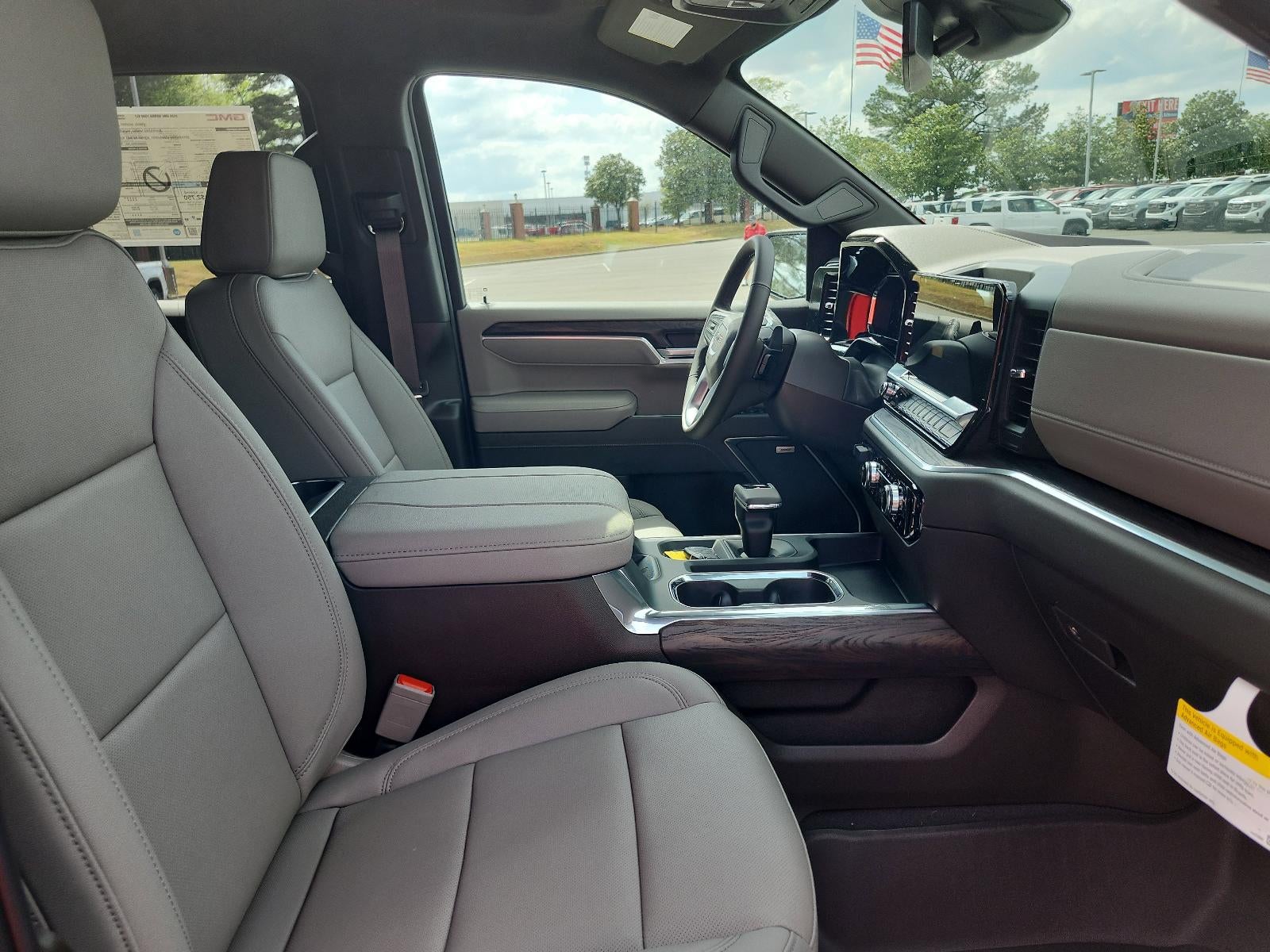 2026 GMC Sierra 1500 Crew Cab Short Box 4-Wheel Drive SLT