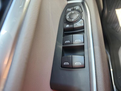 2026 GMC Sierra 1500 Crew Cab Short Box 4-Wheel Drive SLT