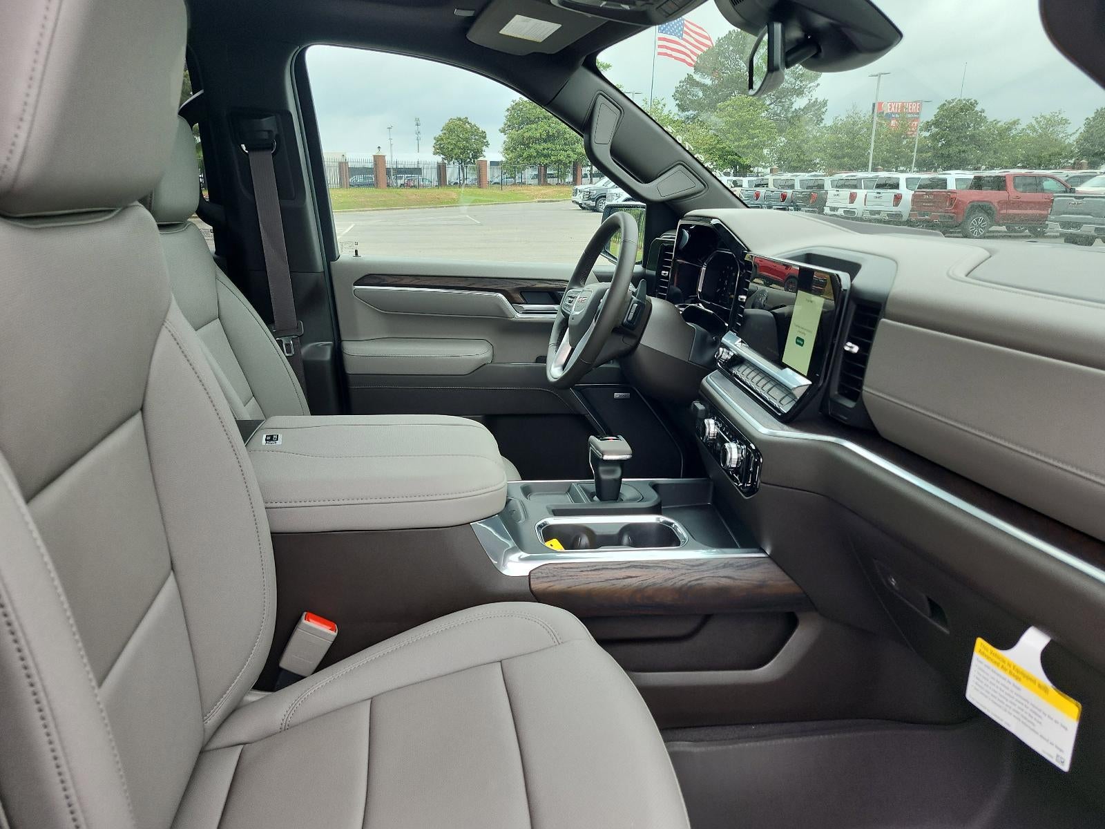 2026 GMC Sierra 1500 Crew Cab Short Box 4-Wheel Drive SLT