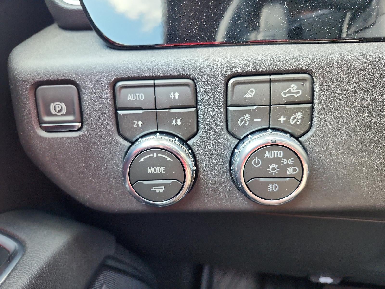 2026 GMC Sierra 1500 Crew Cab Short Box 4-Wheel Drive SLT