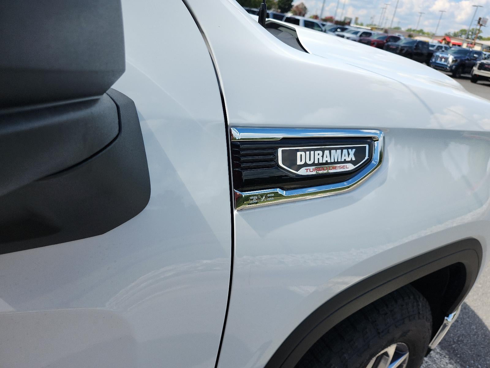 2026 GMC Sierra 1500 SLT - Photo 7