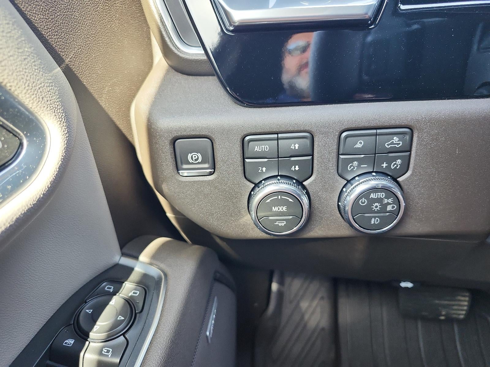 2026 GMC Sierra 1500 Crew Cab Short Box 4-Wheel Drive SLT