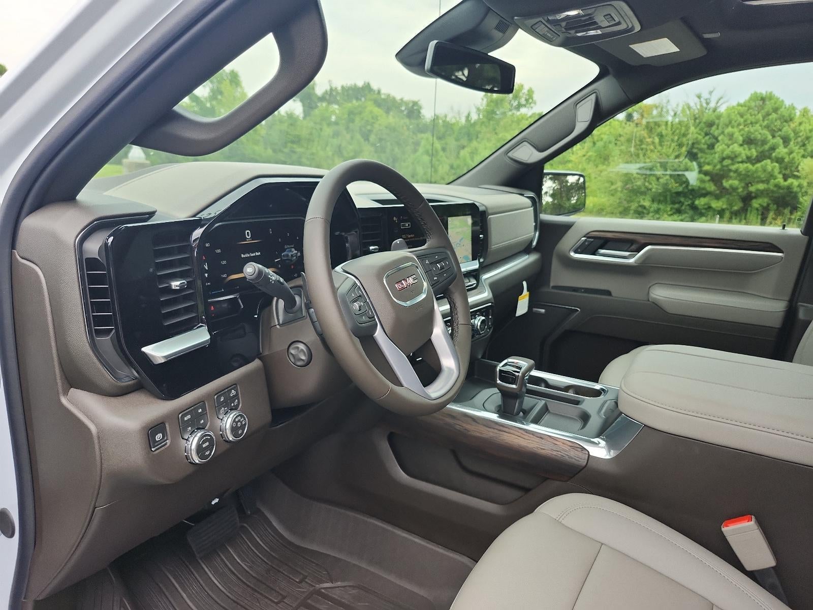 2026 GMC Sierra 1500 Crew Cab Short Box 4-Wheel Drive SLT