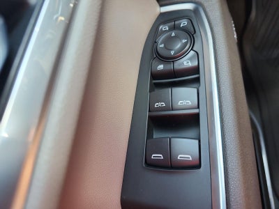 2026 GMC Sierra 1500 Crew Cab Short Box 4-Wheel Drive SLT