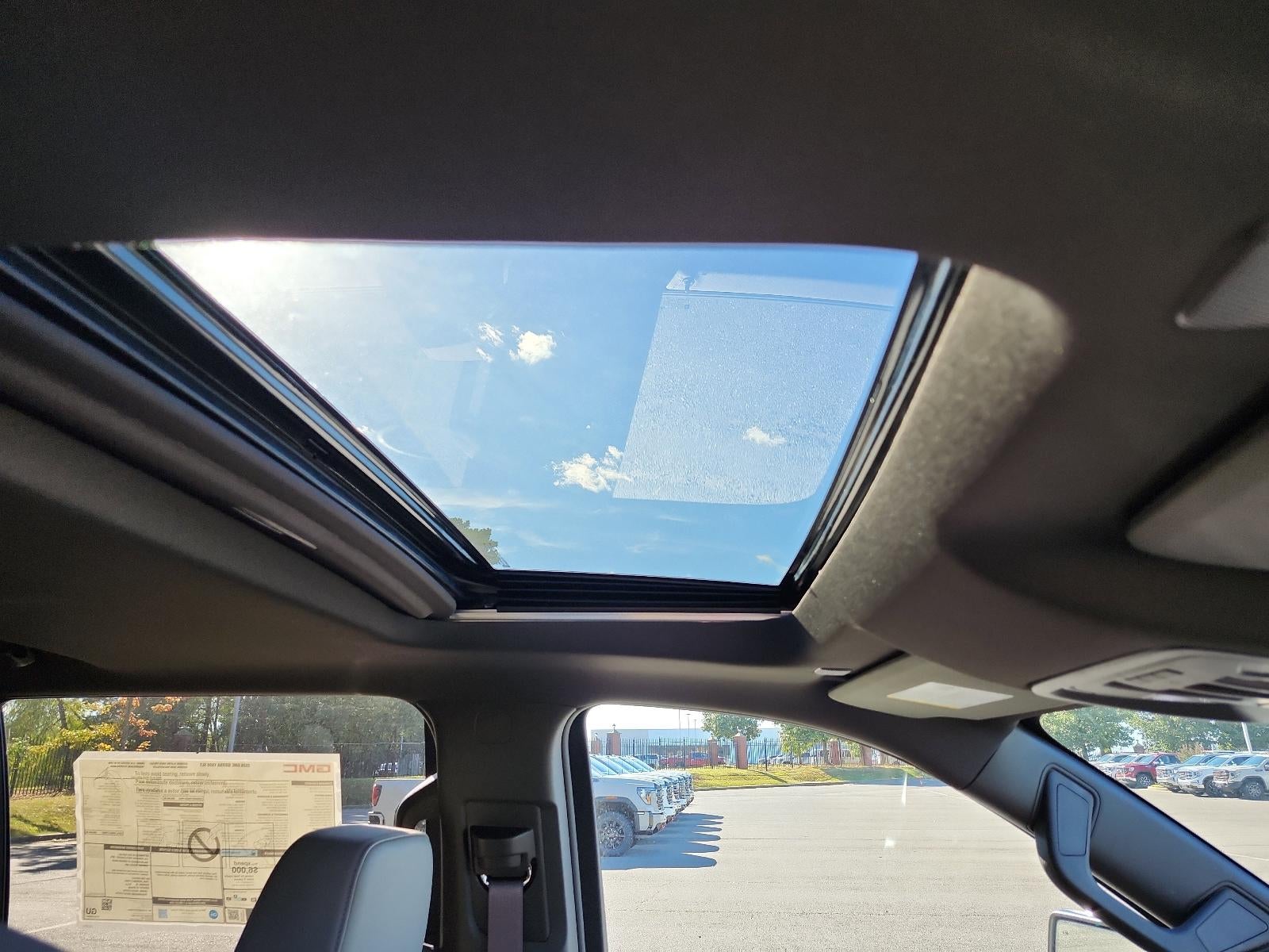 2026 GMC Sierra 1500 Crew Cab Short Box 4-Wheel Drive SLT