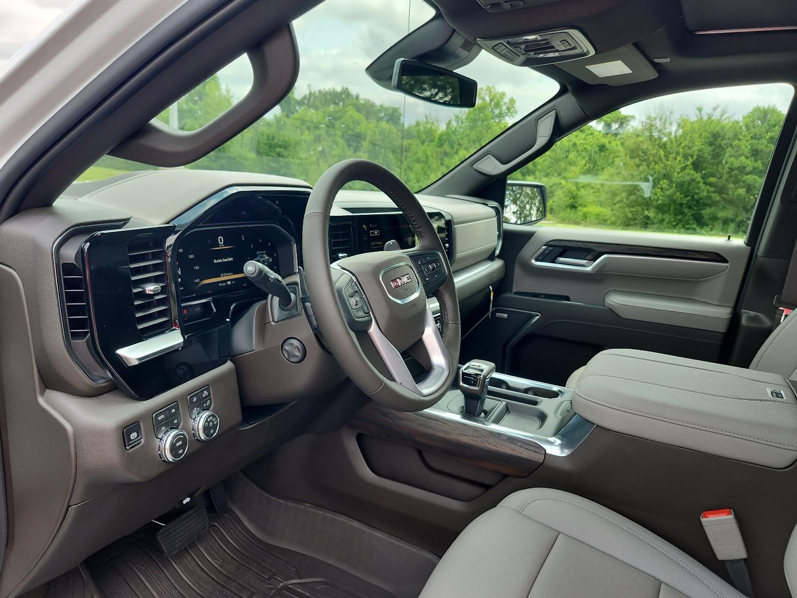 2026 GMC Sierra 1500 SLT - Photo 13