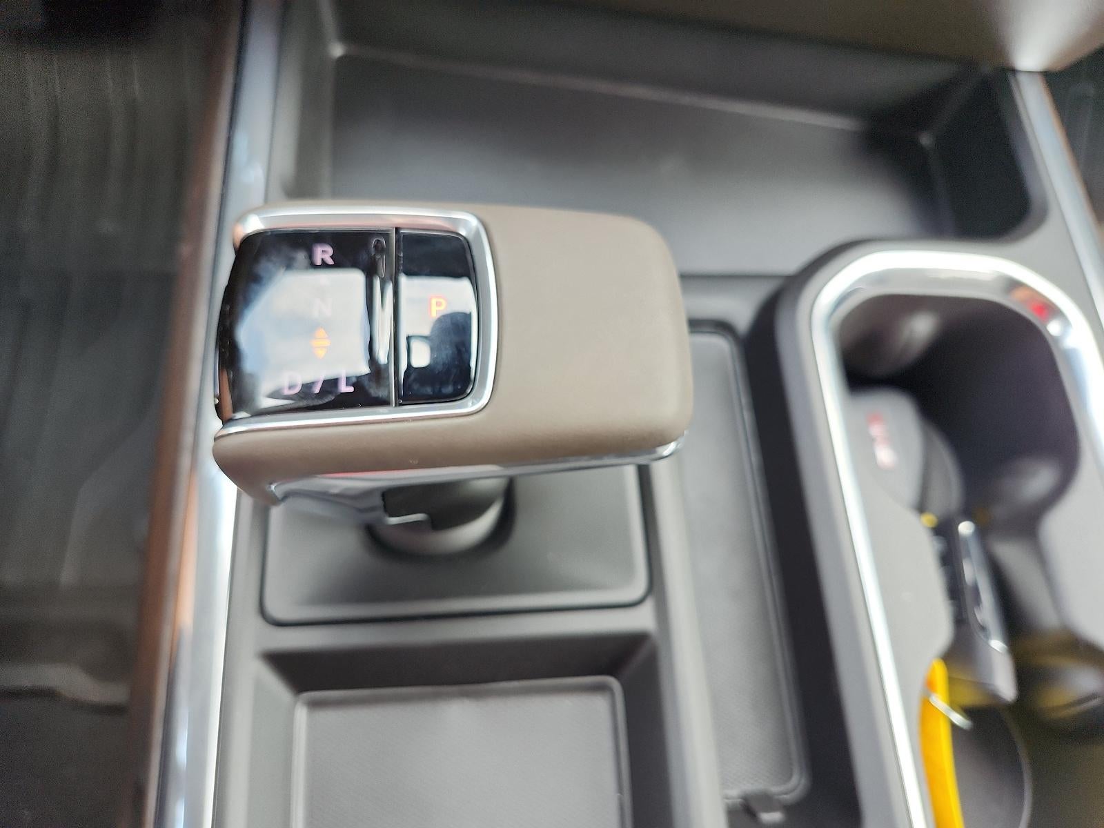 2026 GMC Sierra 1500 SLT - Photo 19