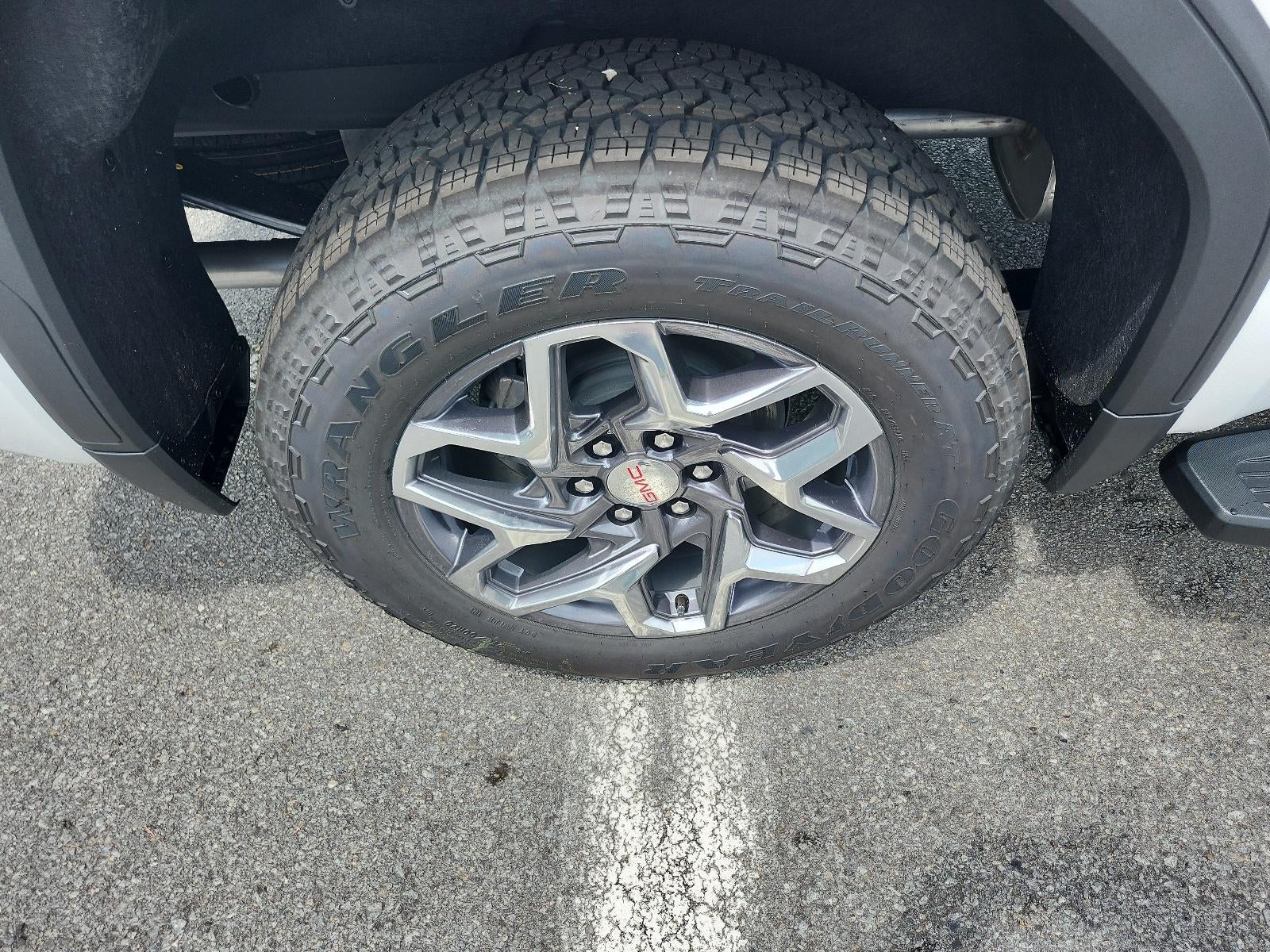 2026 GMC Sierra 1500 SLT - Photo 5