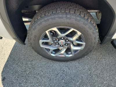 2026 GMC Sierra 1500 Crew Cab Short Box 4-Wheel Drive SLT