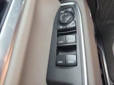 2026 GMC Sierra 1500 Crew Cab Short Box 4-Wheel Drive SLT