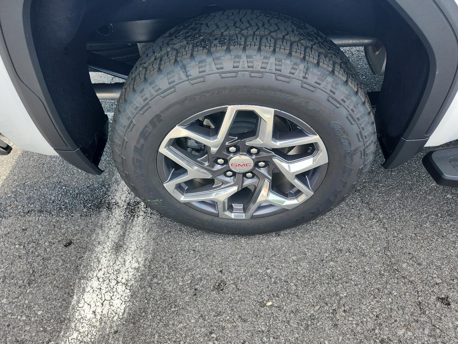 2026 GMC Sierra 1500 Crew Cab Short Box 4-Wheel Drive SLT