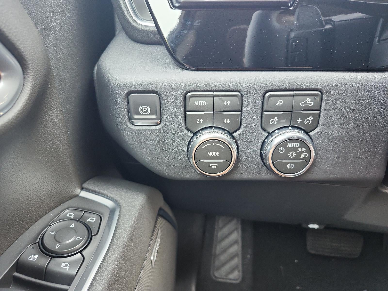 2026 GMC Sierra 1500 Crew Cab Short Box 4-Wheel Drive SLT