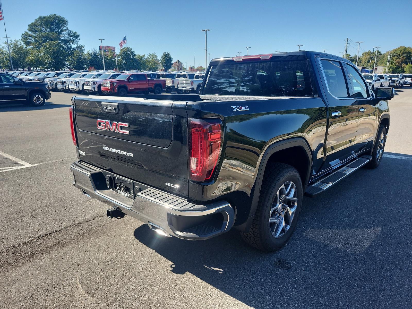 2026 GMC Sierra 1500 Crew Cab Short Box 4-Wheel Drive SLT