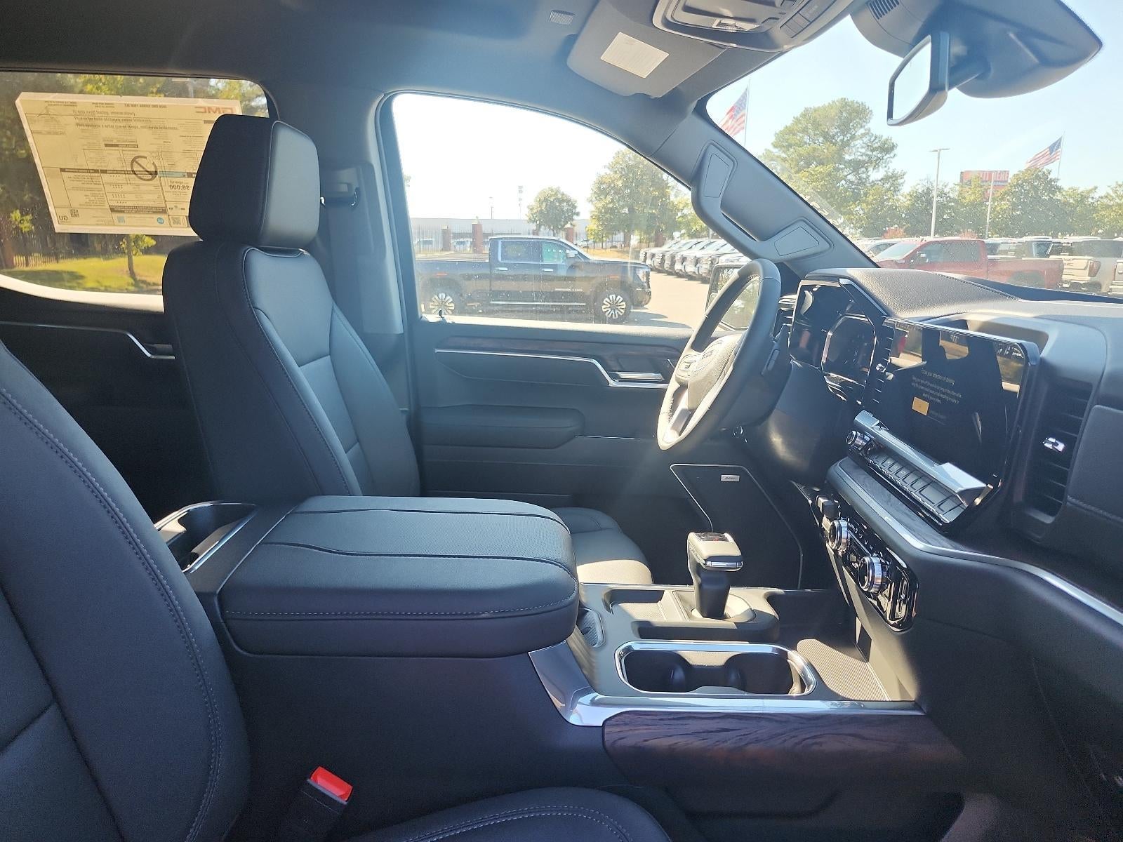 2026 GMC Sierra 1500 Crew Cab Short Box 4-Wheel Drive SLT
